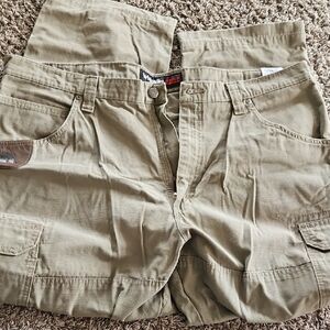 Wrangler Men's Khaki Cargo Pants